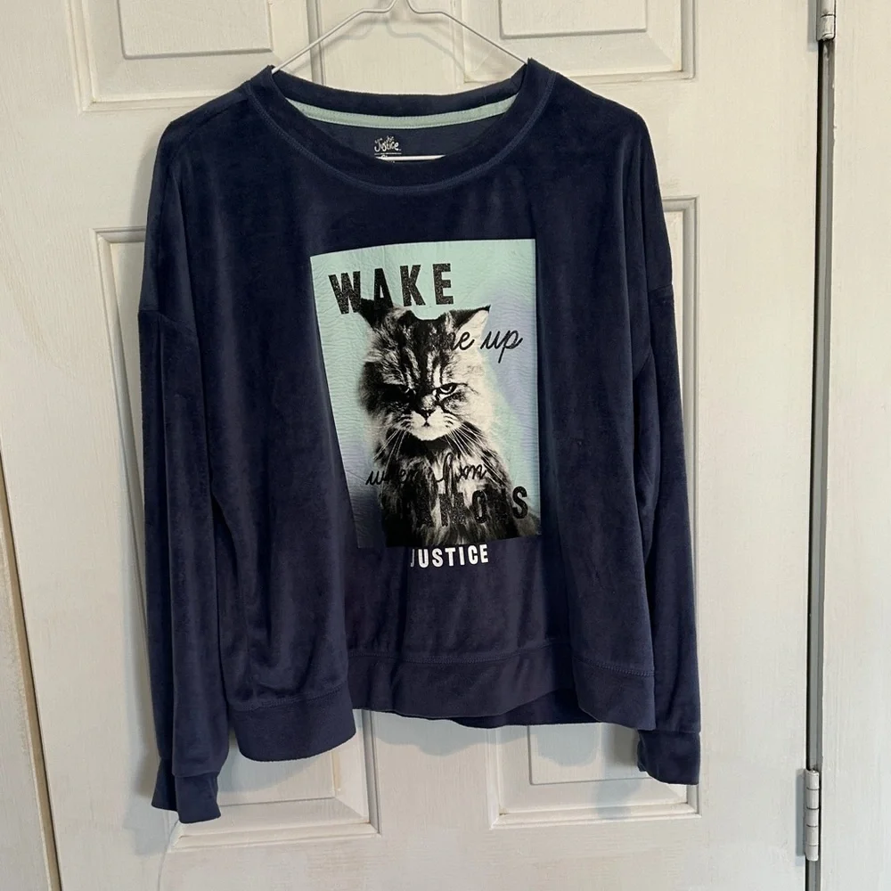 Justice Sleep Top Girls size XL